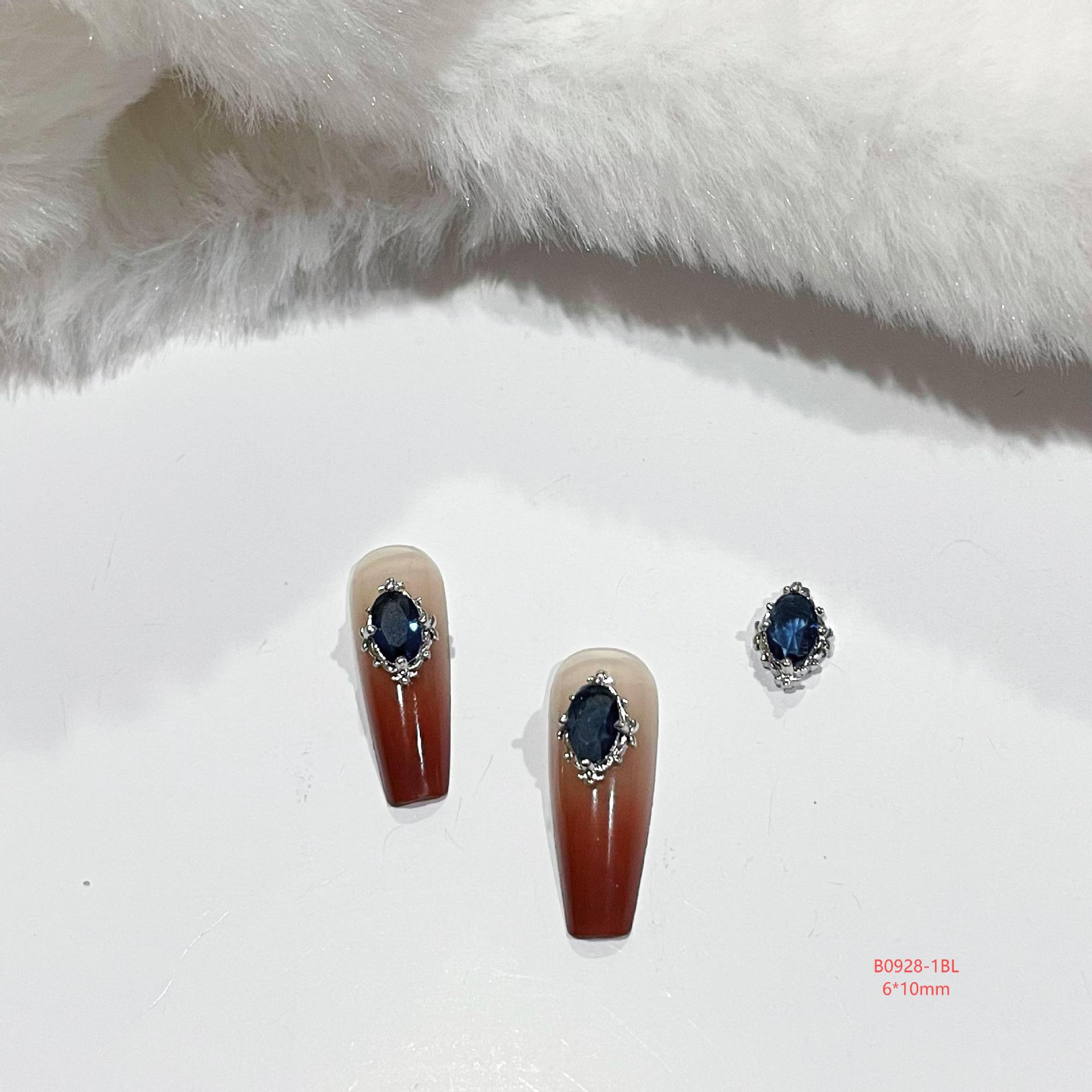 

Ретро Изумрудно-зеленый DIY Циркон Сердце Бант Накладные ногти Украшения