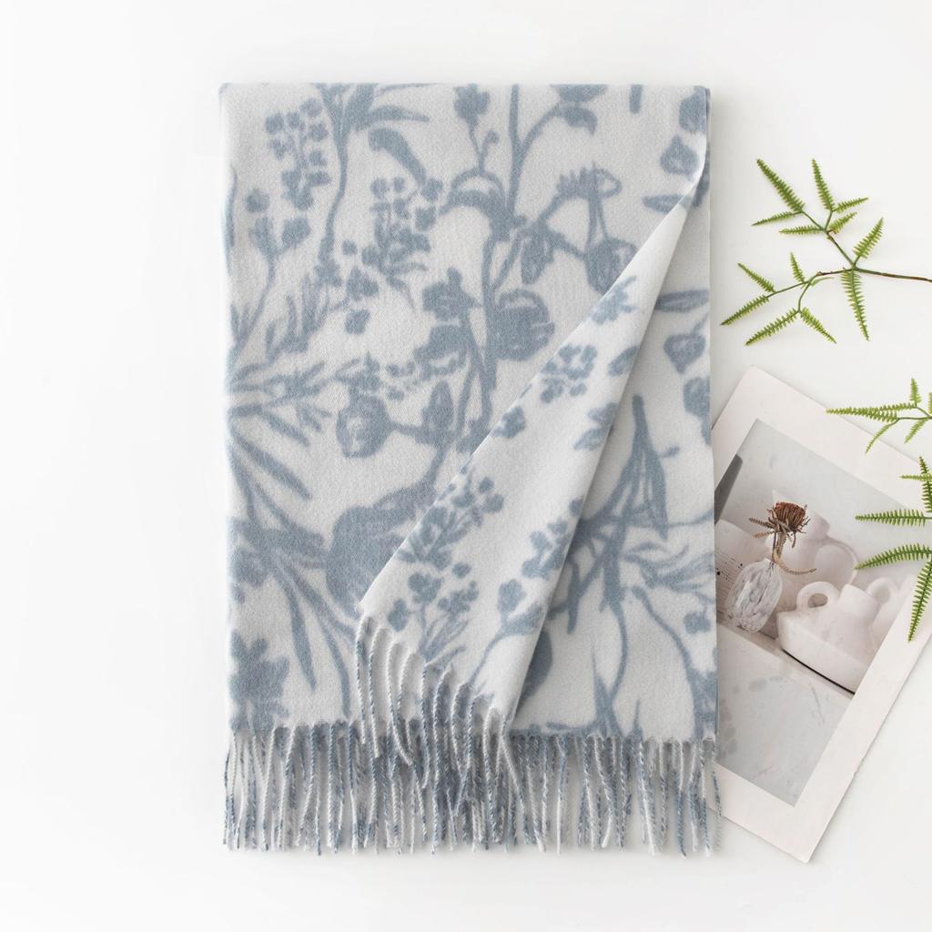 New Couple Imitation Cashmere Scarf Women's Cream Sweet Girl Style Autumn and Winter Printed Scarf Scarf Style Shawl