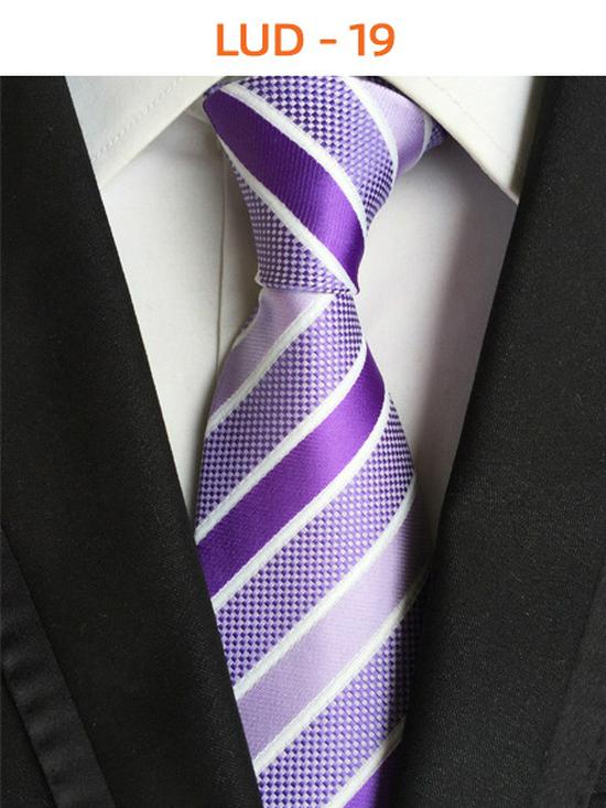 

Высококачественные мужские галстуки из полиэстерового жаккарда - Коллекция 2023 г.