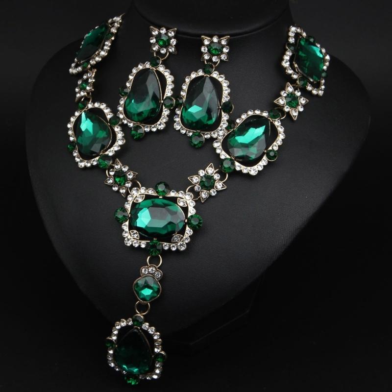 Elegant Crystal Gemstones Necklace And Earrings Set Sparkling Jewelry Set For Formal Occasions Featuring Vintage Designs