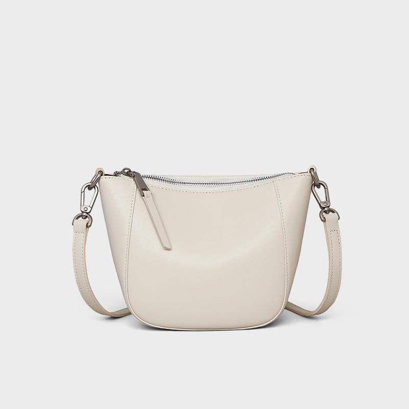 

Сумки из натуральной кожи женские 2025 лето новые роскошные нишевые маленькие сумки из коровьей кожи женские сумки на плечо сумки кроссбоди