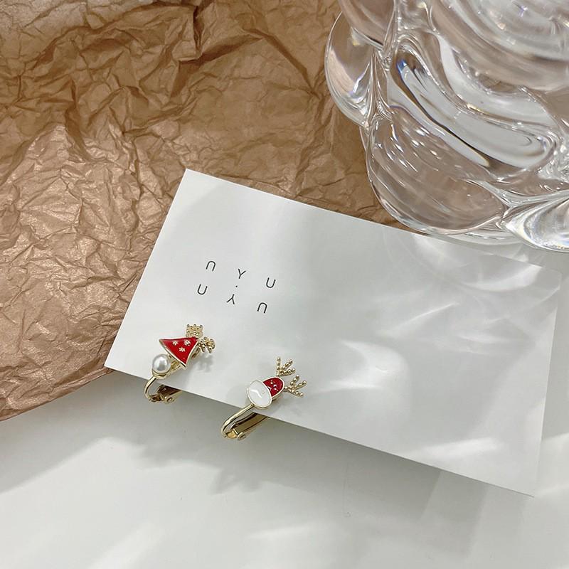 Asymmetrical Christmas Reindeer Bell Stud Earrings - Cute & Trendy 