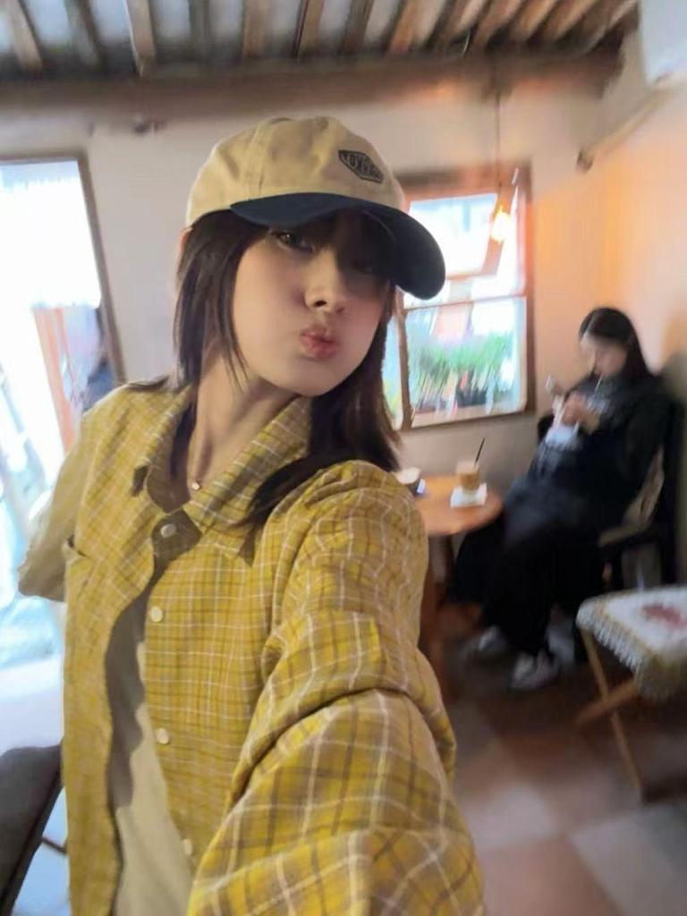 2025 Women's Retro Blue Plaid Shirt Jacket - Loose Fit, Long Sleeve for Spring & Autumn