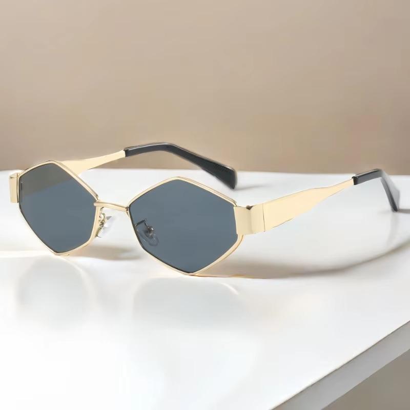 Fashion Punk Sunglasses Women Luxury Brand Vintage Small Frame Steampunk Sun Glasses For Men Unique Polygon Sunglass Shades