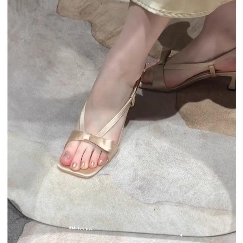 Fashion Elegant Temperament Fashion Sandals Women's 2025 Internet Celebrity with Skirt Versatile Japanese Square-toed Sandals