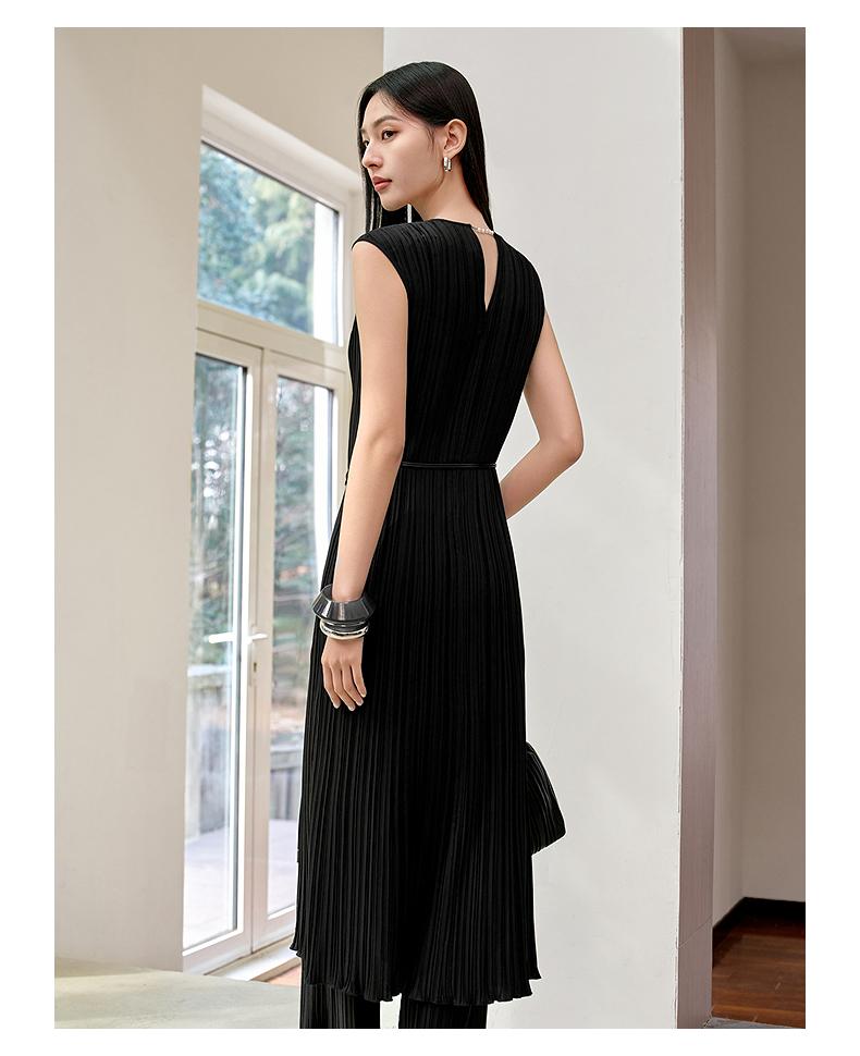 Jiuzi Anna Kou Minimalist Workplace Commuting Three Houses Wind Pressure Folded Sleeveless Dress for Women 2025 Summer New Style