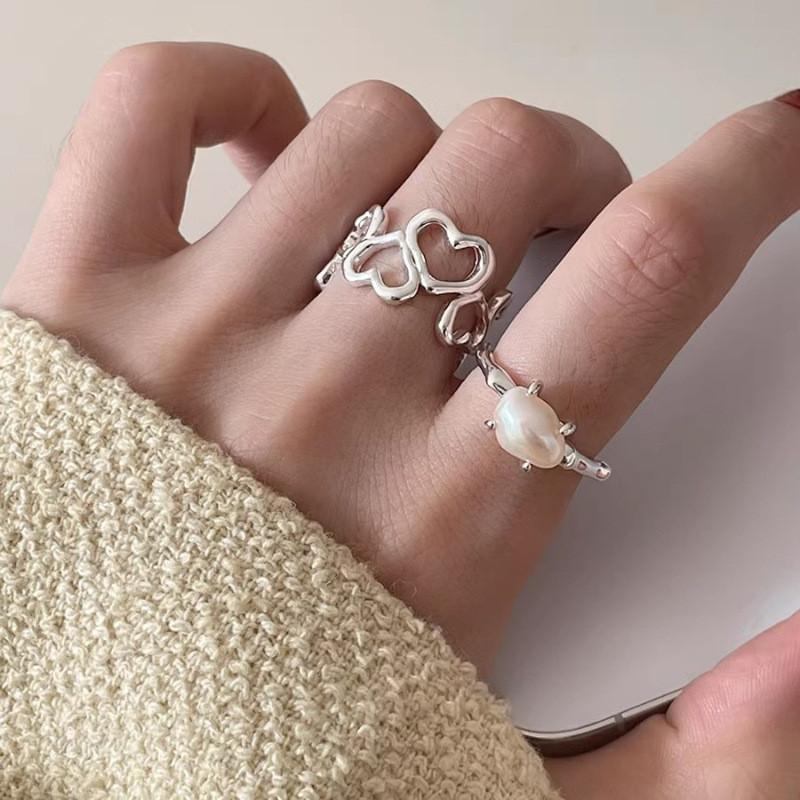 Minimalist Heart-shaped Ring For Women In Stylish Copper For 2024 Spring Fashion