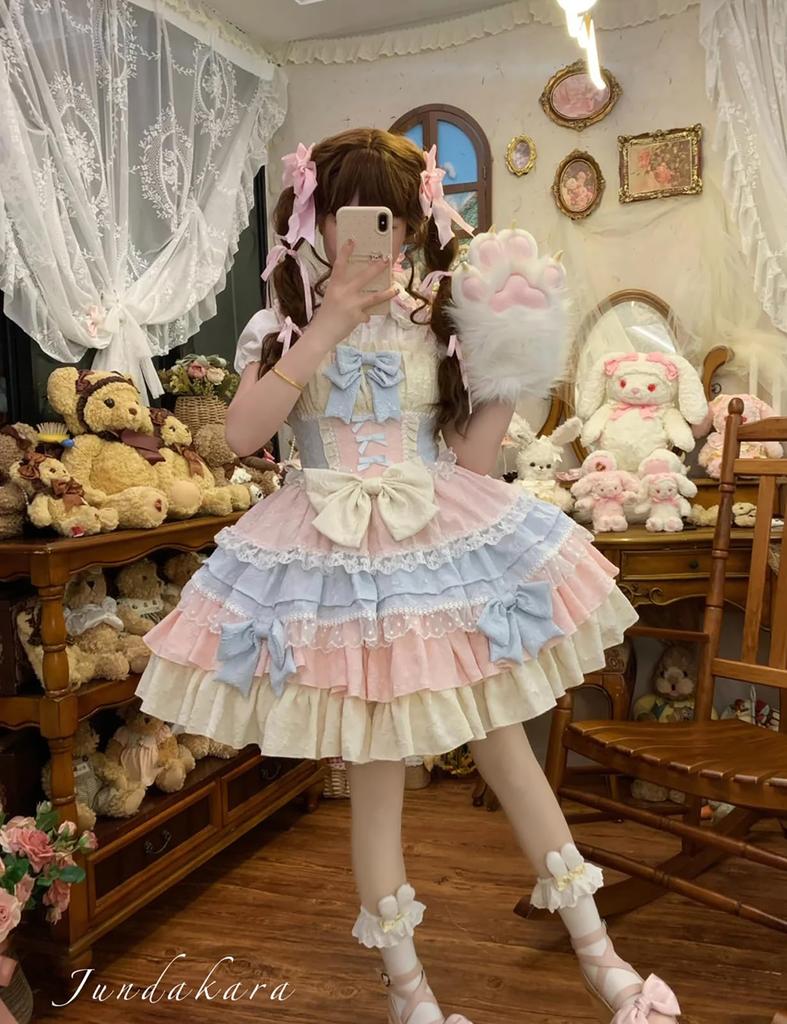 Jundakara Stufen-JSK Latzrock mit Spitze Traumhaft und Niedlich Süßes Lolita-Kleid für Lolita-Studenten Leichtes Band, Schnürung, Rüschen, Einsätze. Frauen.