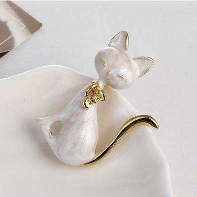 Trendy Perlen Emaille Kätzchen Brosche: Schickes europäisches und amerikanisches Tieraccessoire