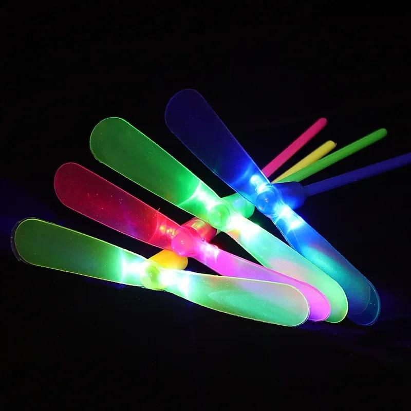 Novelty Plastic Bamboo Dragonfly Propeller Luminous Toys Kids Outdoor Toy Tradition Classic Nostalgic Toys Flying Arrows