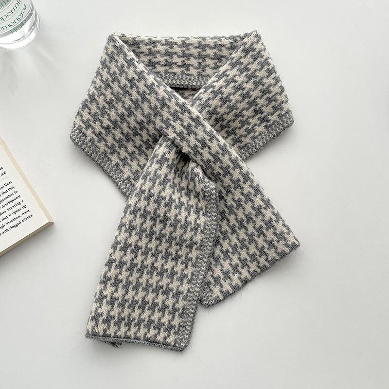 Lazy Cross Scarf Women's Autumn and Winter Fashion Versatile Couple Neck Protection Thickened Warm Soft Waxy Knitted Scarf