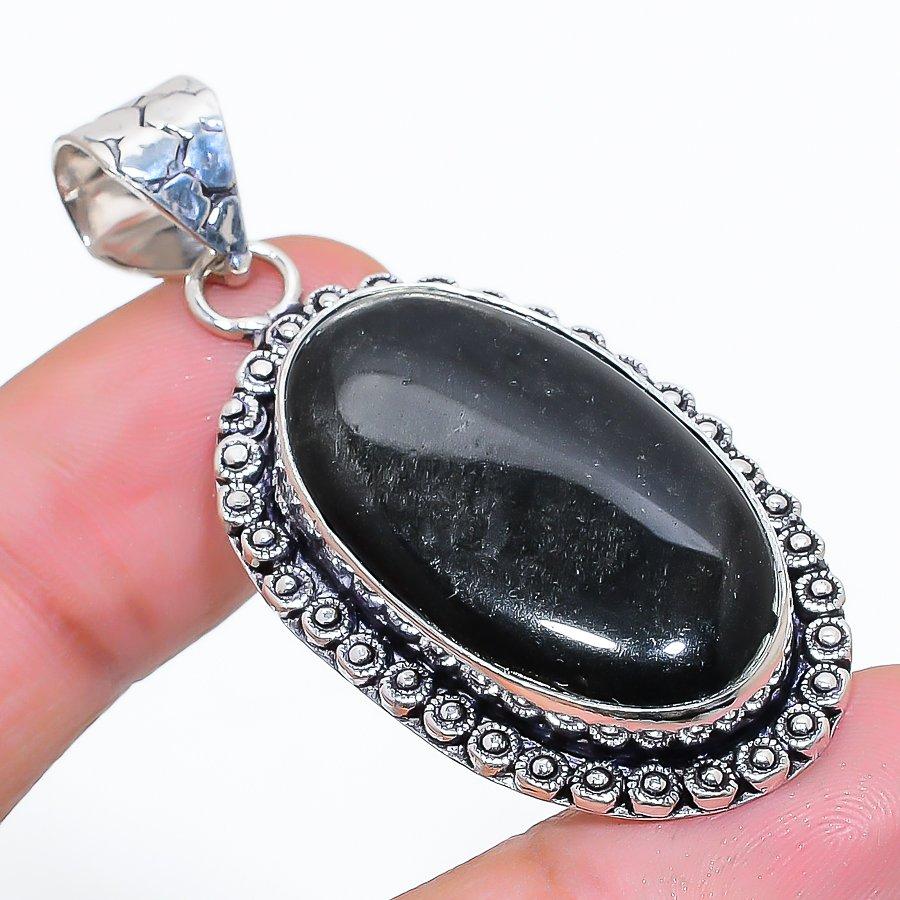 

Black Onyx Gemstone Handmade 925 Sterling Silver Jewelry Pendant 2.09 SU-10716