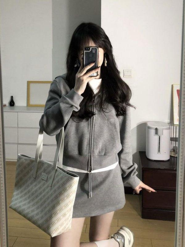 2026 Spring/Autumn Women's Retro Grey Hoodie & Skirt Set, Slim Fit Two-Piece Collection