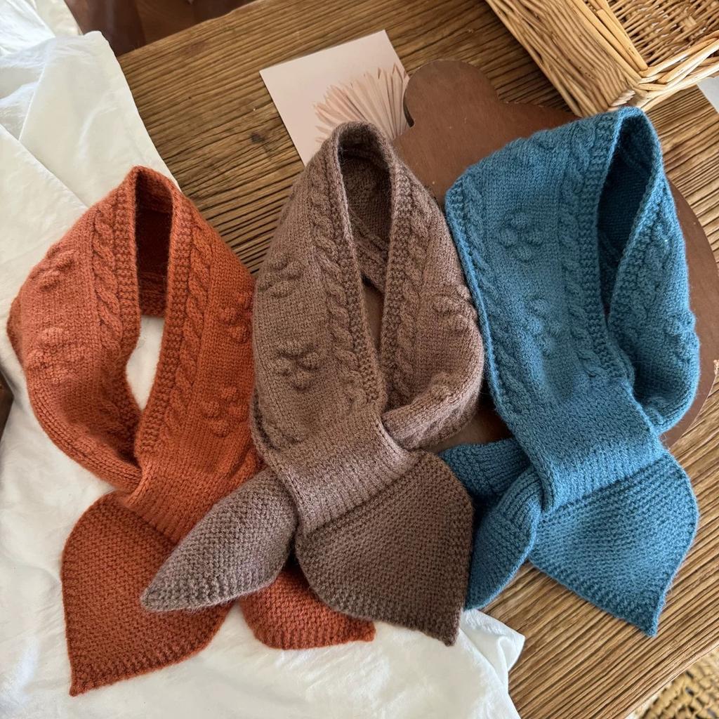 Korean Fashion Simple Solid Color Baby Scarf Neck Warmer Thermal Winter Scarf for Toddlers Casual Solid Color Windproof Design Kids Scarf