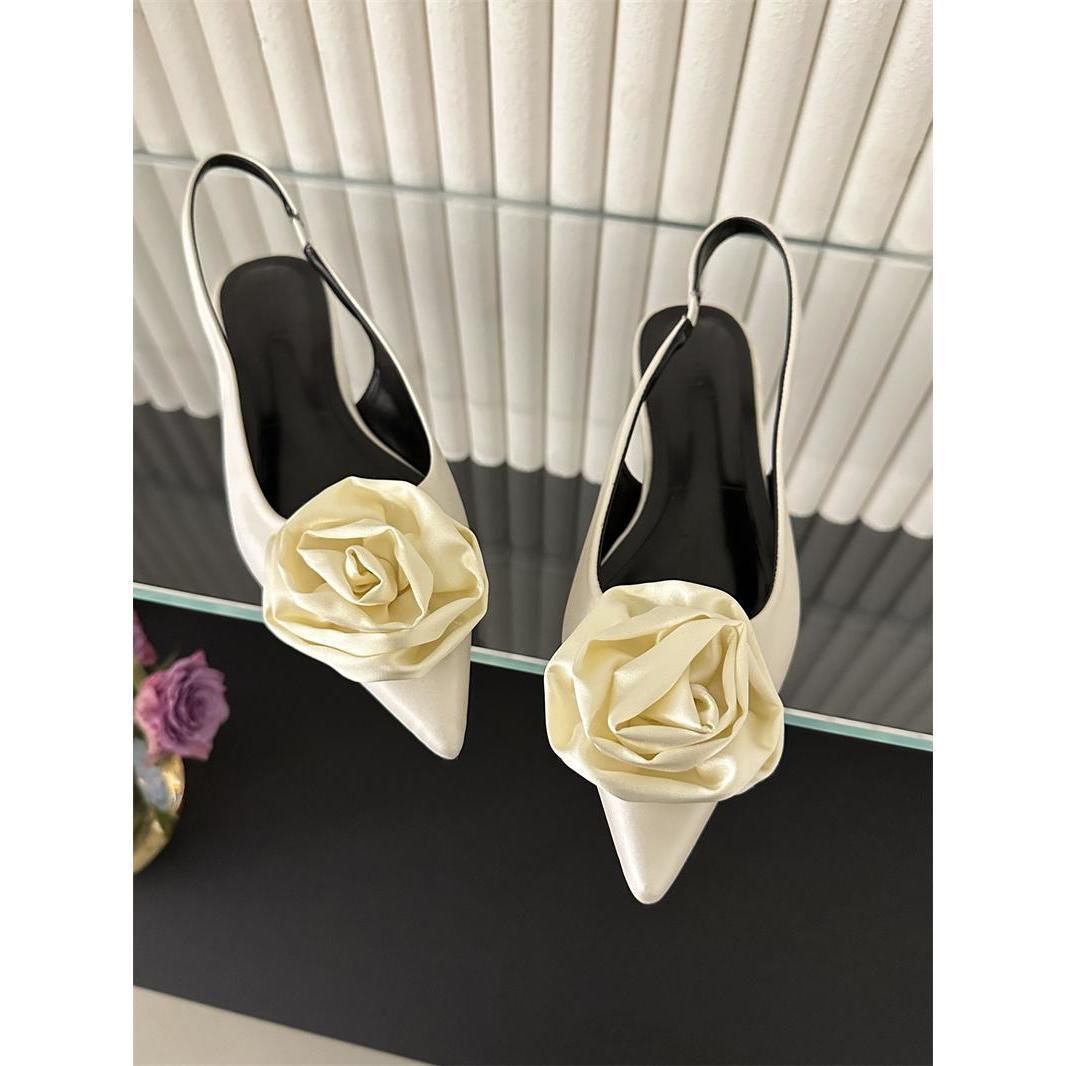 

2025 spring Doudou shoes niche design ladyshoes bag head empty sandals pointed European and American shallow mouth single shoes women s new models 39