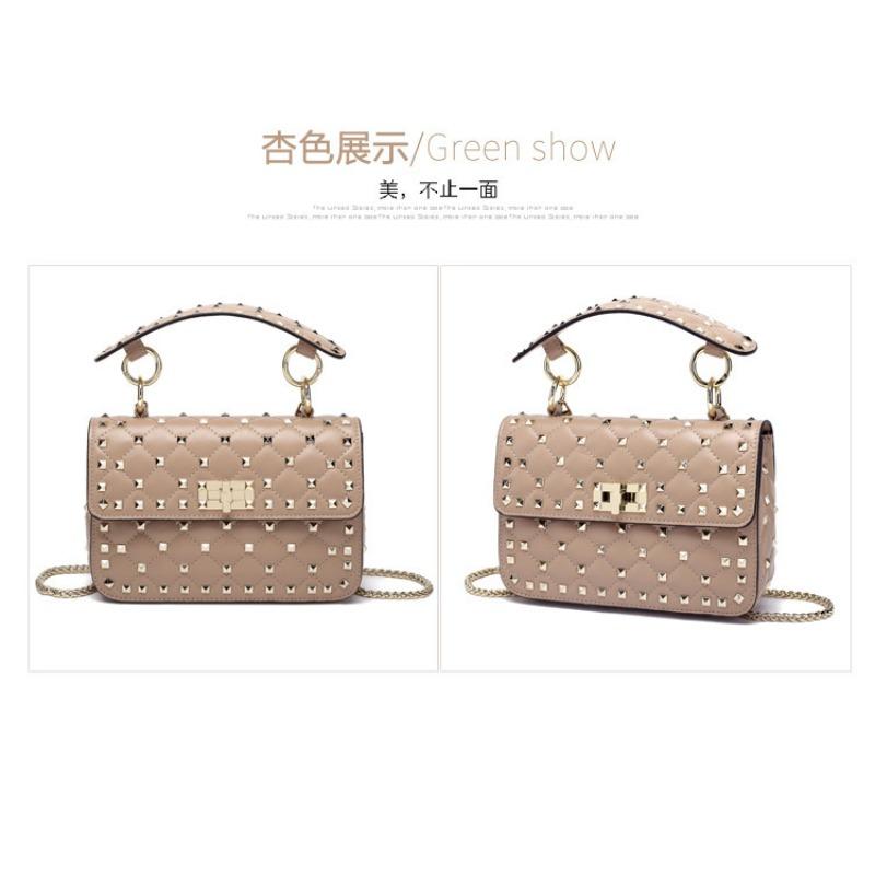 Borsa a tracolla quadrata piccola Xiaoxiangfeng con catena e rivetti, borsa a mano in pelle di pecora, borsa da donna a spalla singola con patta in pelle, best-seller