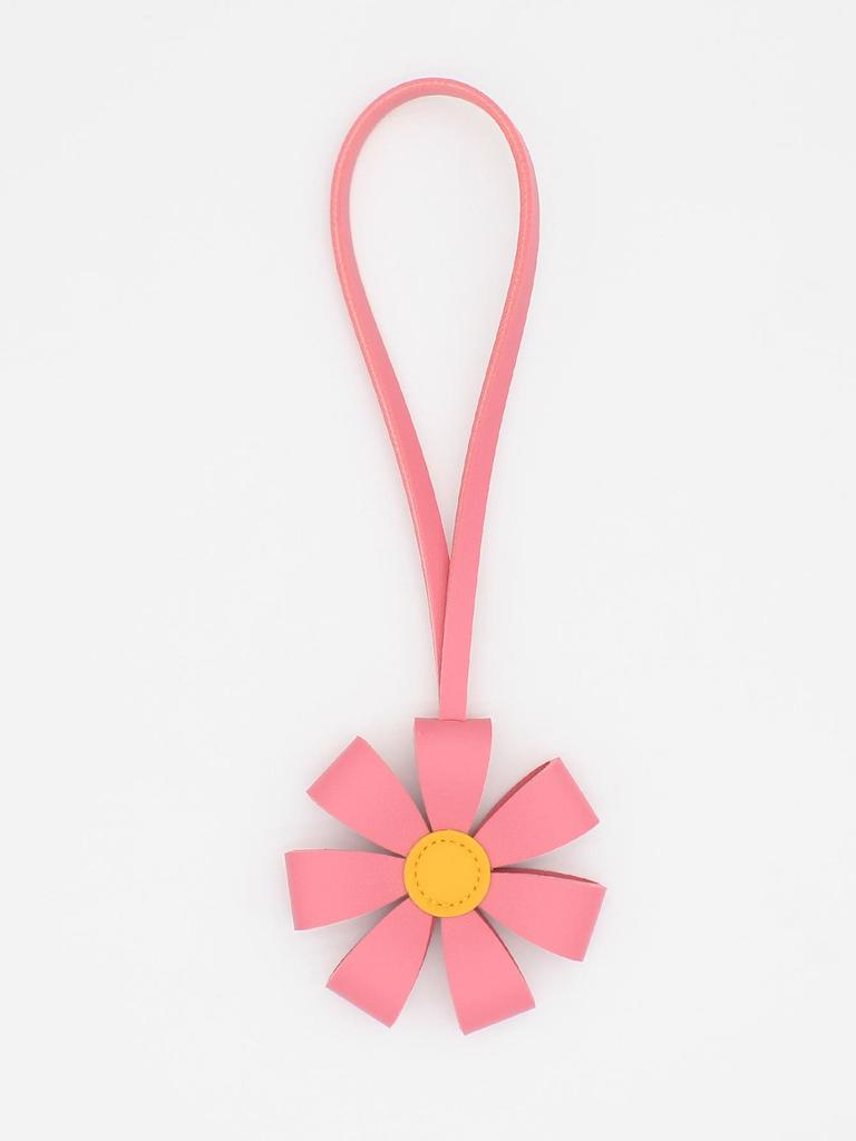 Charming 3D Multi-Petal Flower PU Leather Keychain Ornament