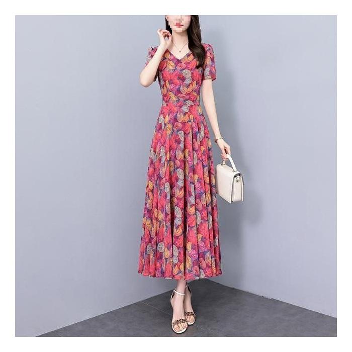 

Elegant Plus Size Waist-Cinching Summer Dress for Middle-Aged Women 4XL красный