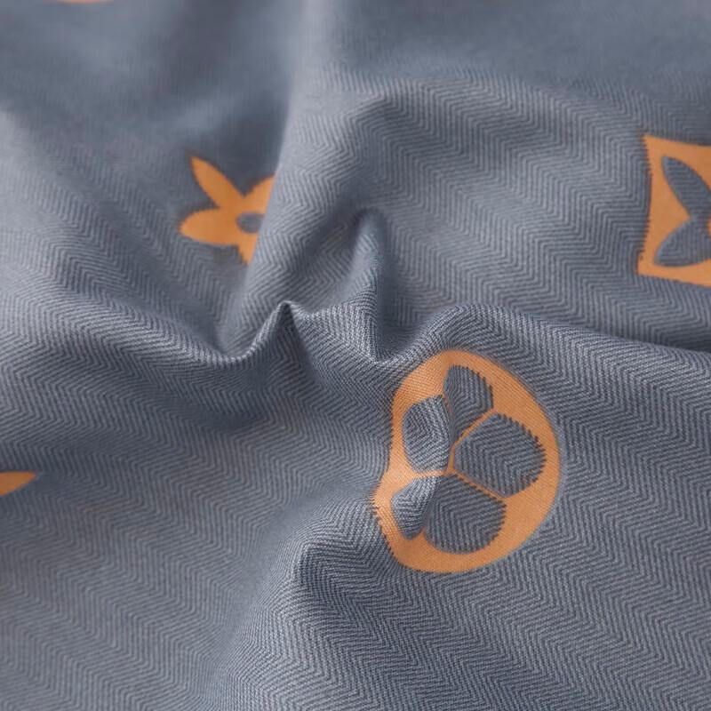 Luxury Convertible Pillow Quilt