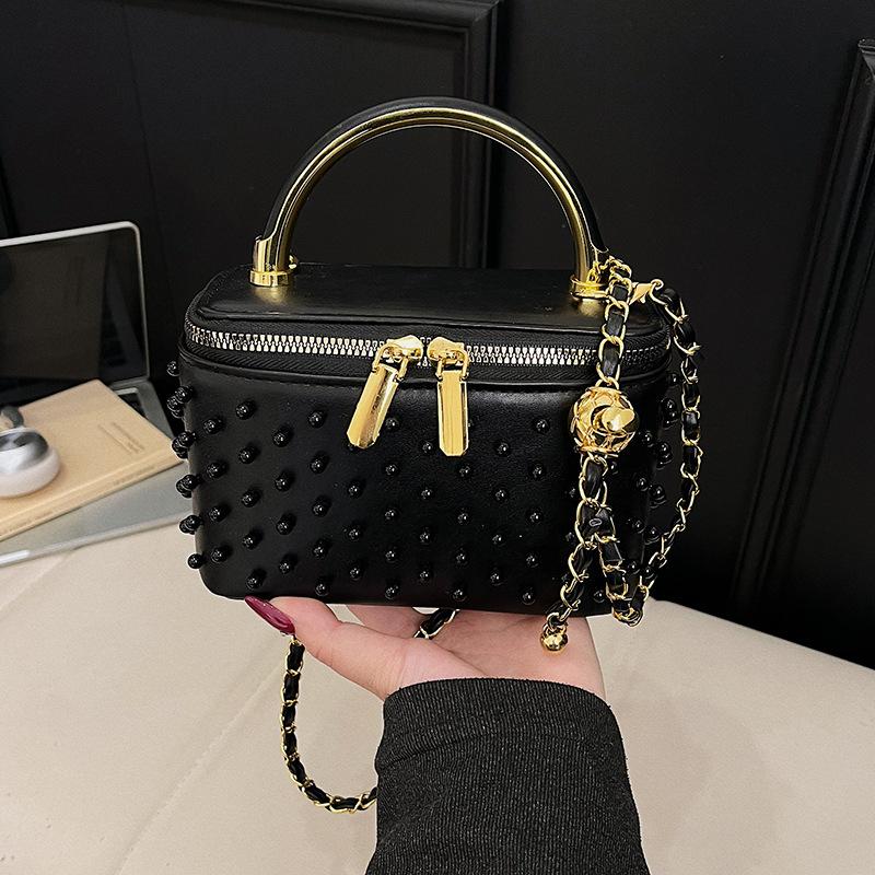 

New Pearl Xiaoxiangfeng Chain Box Bag Women s Crossbody Bag Fashion Versatile Shoulder Handbag чёрный