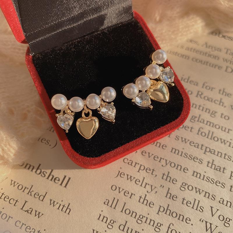 Imitation Pearl Earring For Women 2022 New Gold Colour Round Stud Earrings Christmas Gifts Irregular Design Unusual Earrings