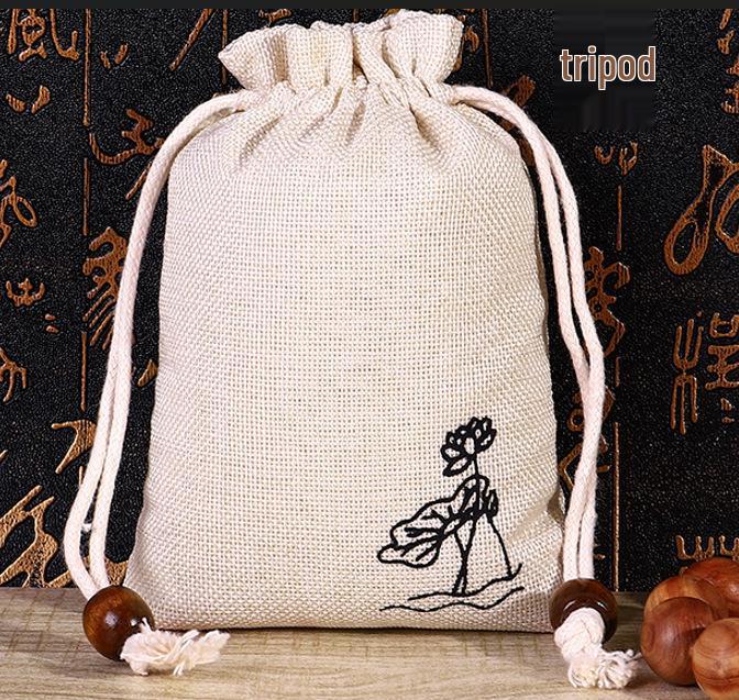 Dreieckiges herzförmiges Harz-Gua-Sha-Brett - Meridian-Gesichtsschabestab für Schönheit und Kinnmassage.