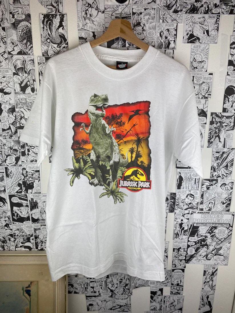Vintage 90s Jurassic Park movie classic style T-Shirt QT7828 Unisex T-Shirt S