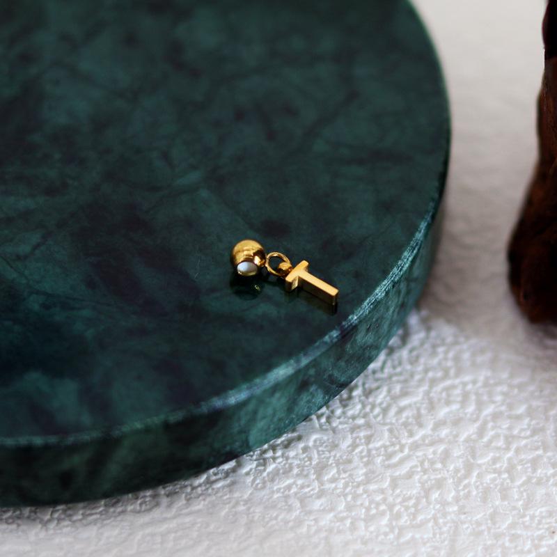 DIY Letter Necklace: 26 English Letter Pendant, Pull-Out Chain, Personalized Single Pendant Accessories