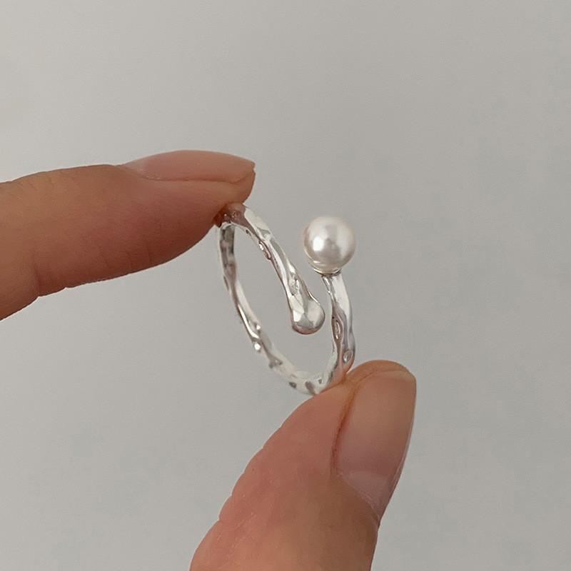 Copper Highend Stylish Love Pearl Ring For Women With Unique Geometric Shapes And Colors