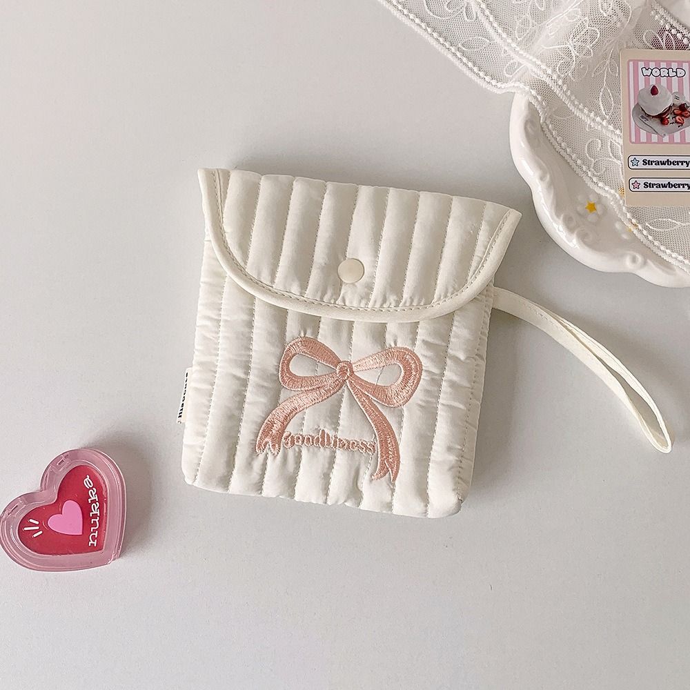 Large Capacity Sanitary Napkin Storage Bag Menstruation Towel Storage Small Storage Bag  Women