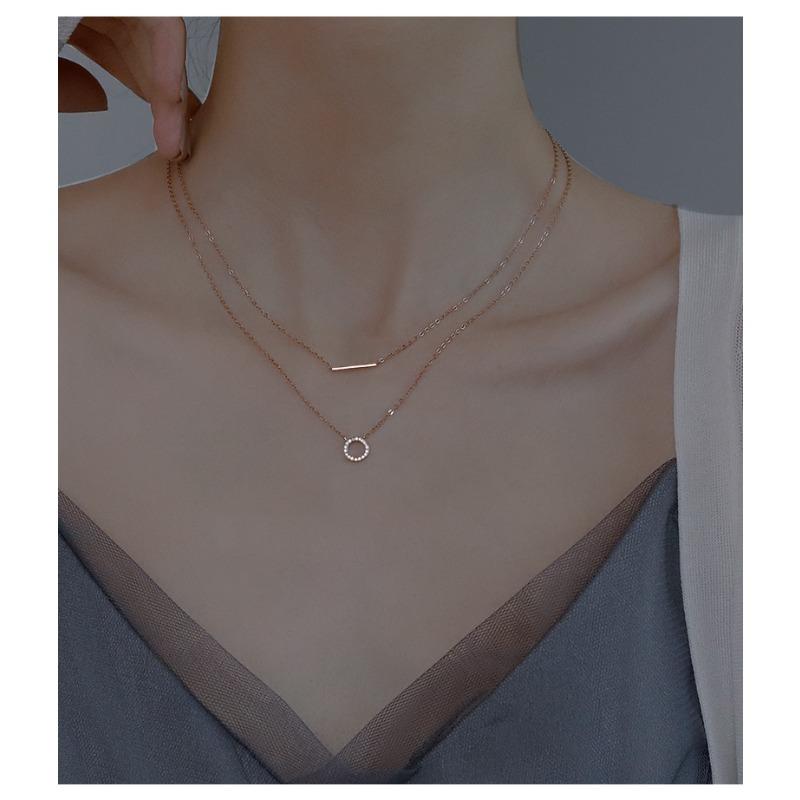 Women Fashion Light Luxury Double Layered Hollow Circle Geometric Pendant Clavicle Necklace
