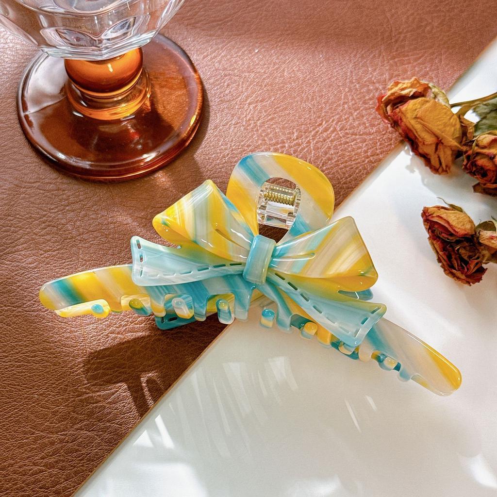 Hair Womens Fashionable Claw Clip In Sophisticated Acetate With Charming Bow Detail