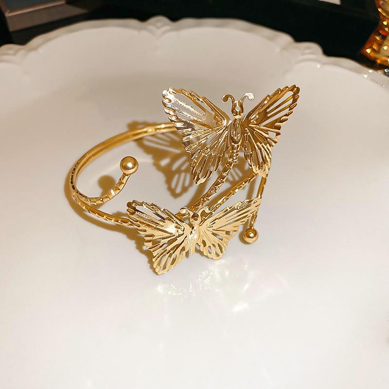 European-American Irregular Concave Bangle: Chic, Cold Style Luxury Bracelet for Women