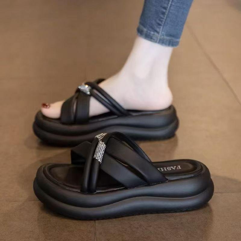 Sandals women's summer simple new soft-soled non-slip one-word drag muffin bottom rhinestone thick-soled beach shoes