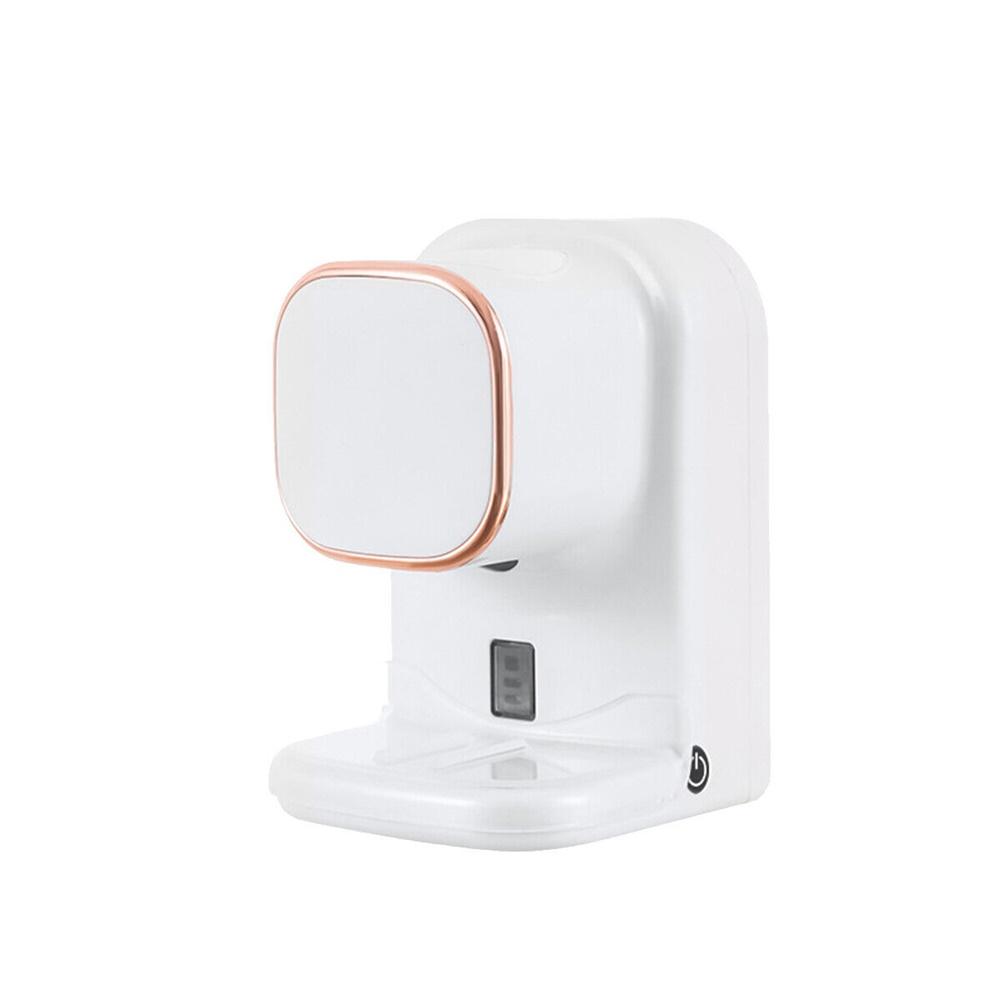 

Поддерживайте порядок на столешнице в ванной с помощью нашего настенного держателя для зубных щеток и автоматического дозатора-экструдера для зубной пасты. белый