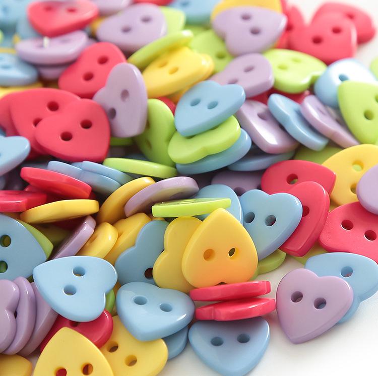 Heart Shaped Buttons Colorful DIY flower love resin button, children's handmade decorative button, clothing double eye button