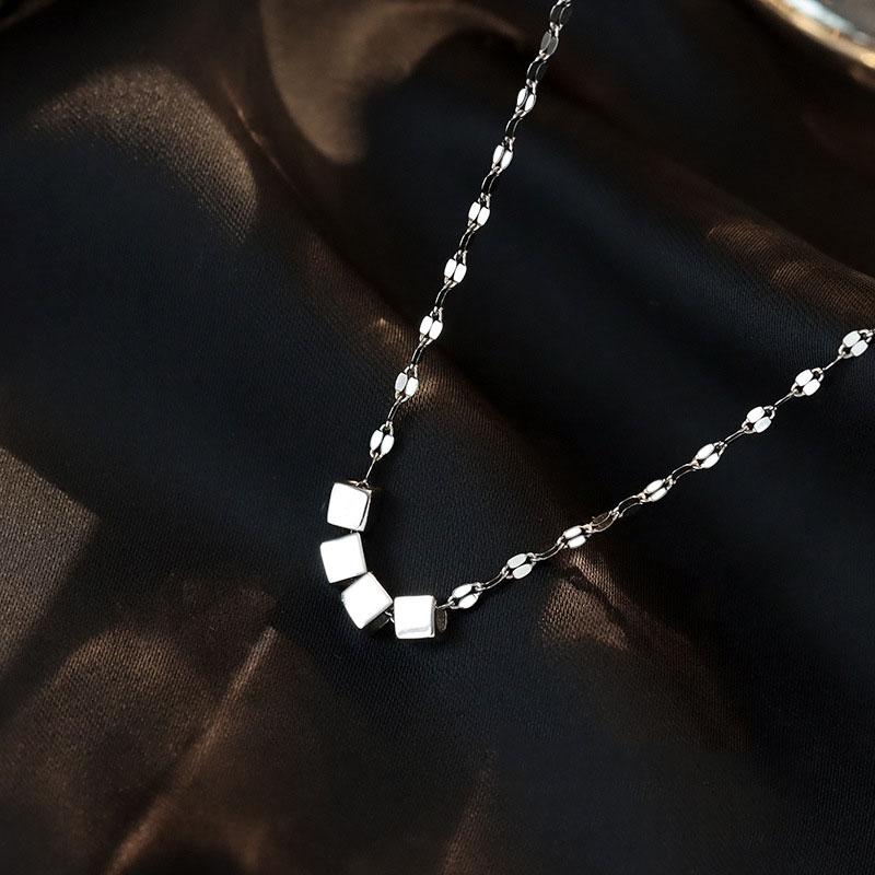 ANENJERY Square Tube Chain Necklace for Women Simple Shiny Geometric Choker Party Jewelry