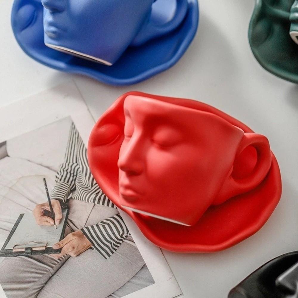 With Tray Artistic Ceramic Mug European Style Tea Cup Decorative Kissing Face Cups  Wedding Gifts