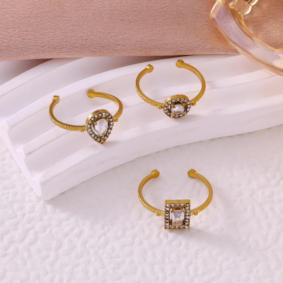 Trendy Light Luxury Water Drop Stone Open Ring with High-End Style