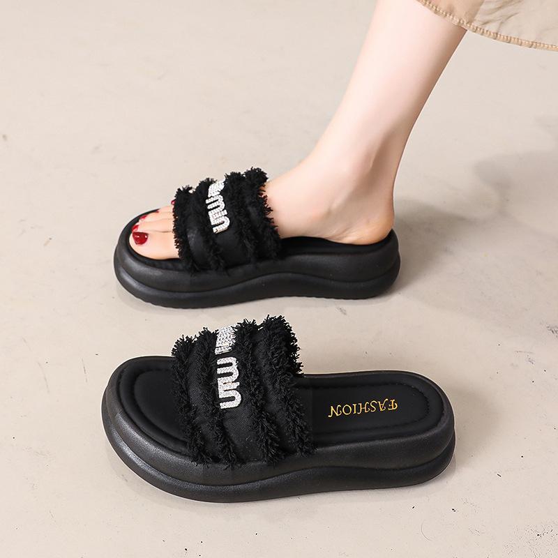 

Slippers female summer outer wear popular fairy with beautiful cool beach slippers wind hundred skirt thick bottom new 35 чёрный