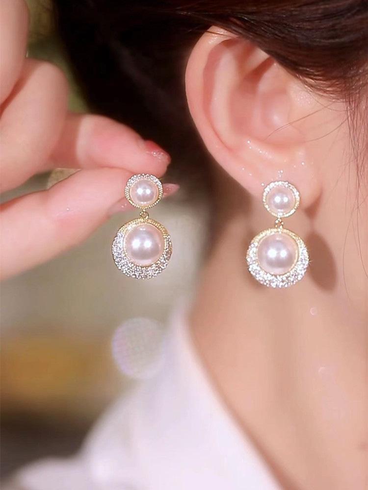 Pendientes de Borla de Flor de Perla de Aguja de Plata - Joyería de Moda para Mujer que Combina con Todo