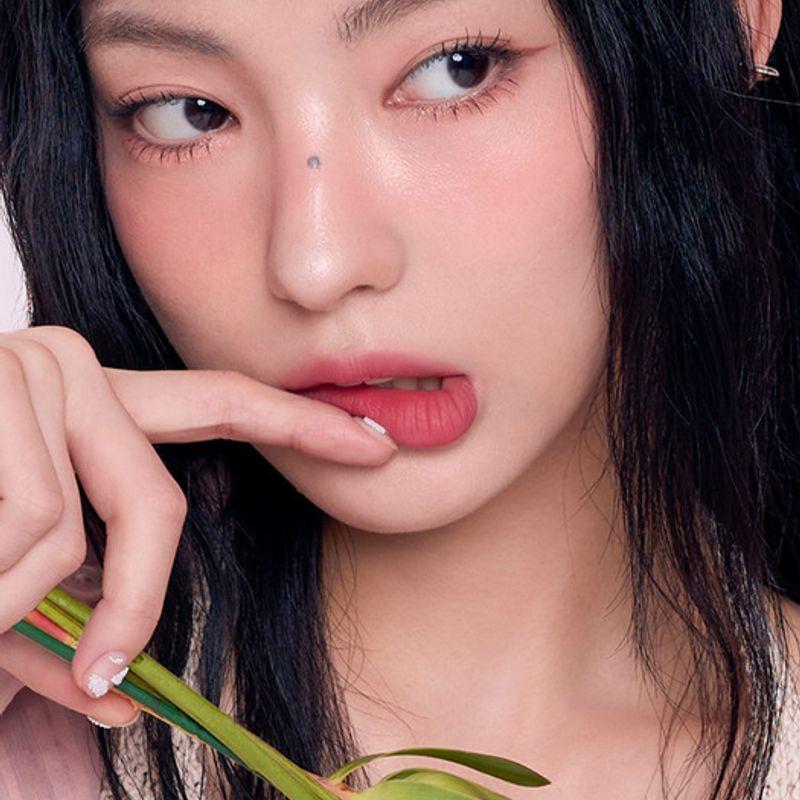 Cashmere Hug Lipstick