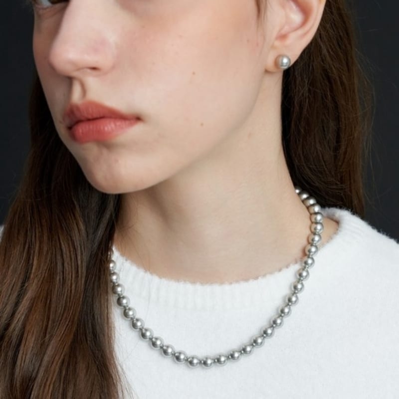 LOVE ME MONSTER Essential Pearl Necklace 8mm (L233MNK010)