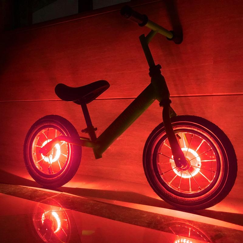LED Bicycle Wheel Light Auto On Off Rechargeable Waterproof Front Tail Hub Lamp for Night Road Cycling Safety