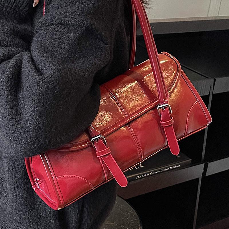 

Тренд 2025 зима новый тренд сумки корейская версия подмышечная универсальная весенняя сумка ощущение ниши портфель мода плечо бордовый