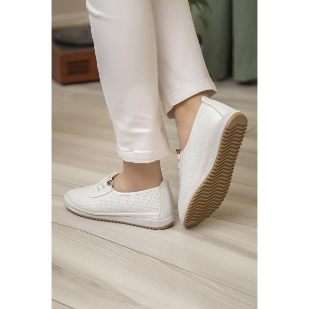 Orthopädische Ballerina-Schuhe aus weicher Haut für Damen mit perforiertem Kordelzug