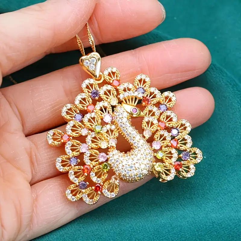 Collana con Ciondolo Pavone Design Zircone Colorato Gioielli da Donna 2026