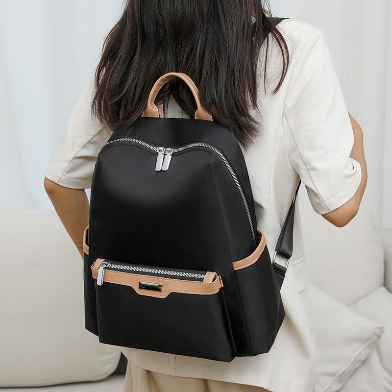 Fashionable Simple and Large-capacity Business Commuting Bag for Women