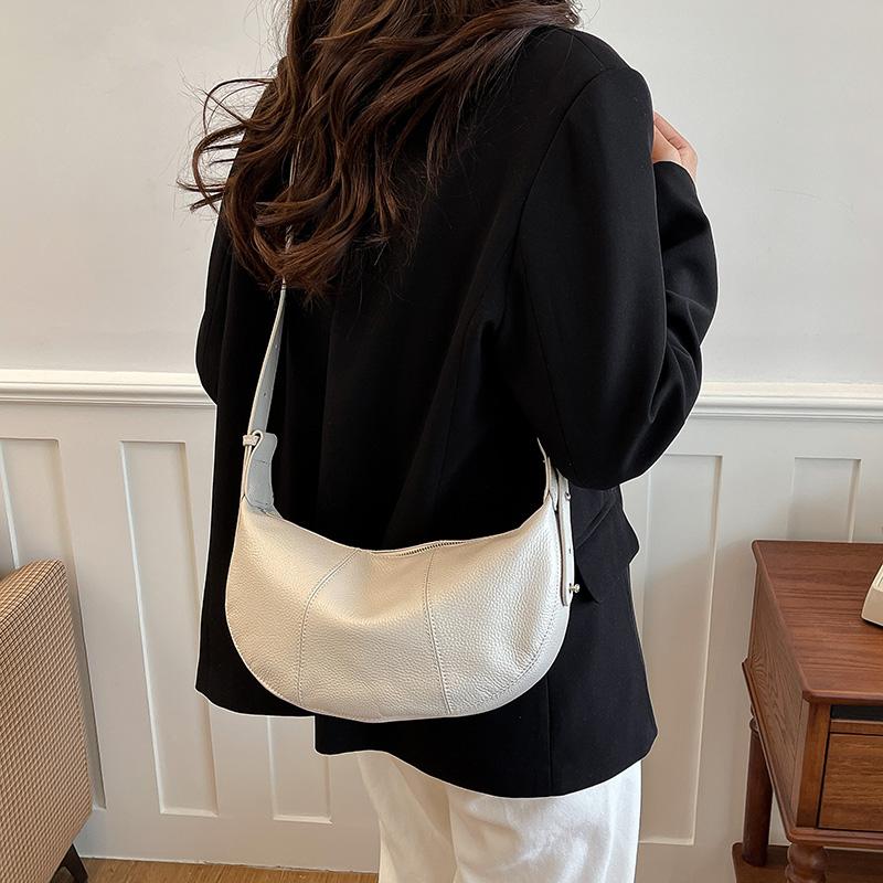 2026 New Arrival Women's Genuine Leather Crescent Vintage Solid Hobo Shoulder Bag Soft Cowhide Crossbody Bag for Daily Commute