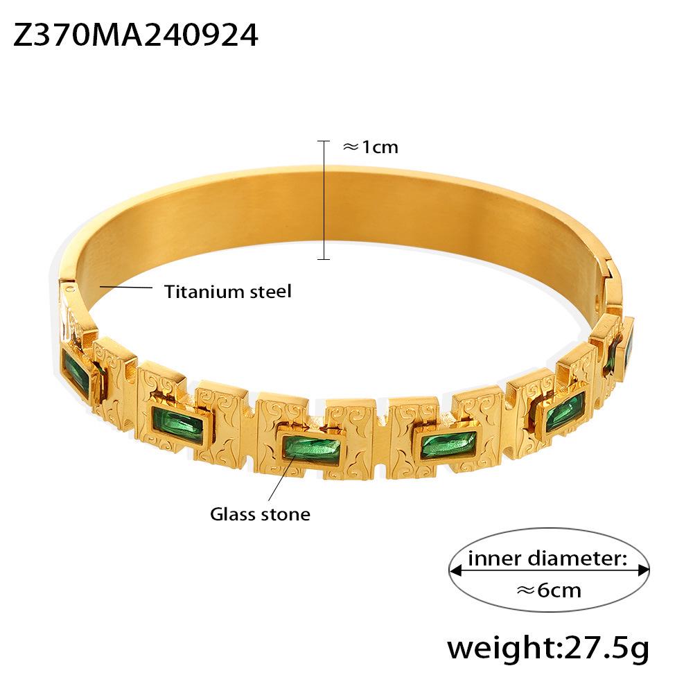 INS Style European-American Green Glass Bracelet with 18K Gold-Plated Titanium Steel Clasp